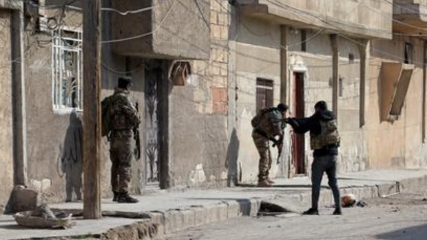Pertempuran Antara Pasukan Kurdi Dan Islamic State Berlanjut Hingga Hari Ke Empat Di Hasakah Suriah